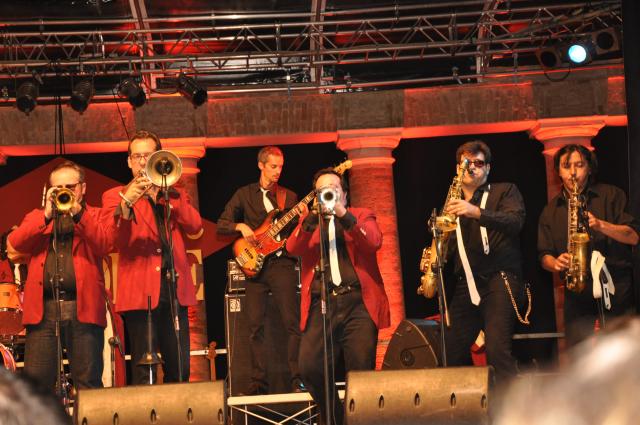 min 2010 08 03 palco centrale 106